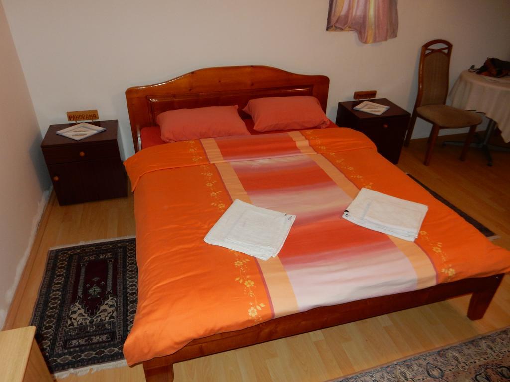 Bed and Breakfast Panorama Lomnica à Despotovac Extérieur photo