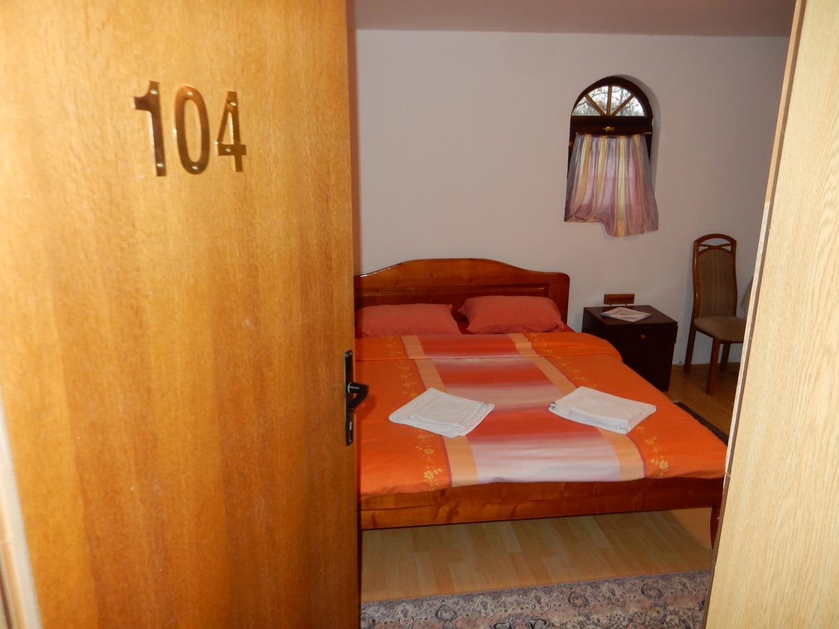 Bed and Breakfast Panorama Lomnica à Despotovac Extérieur photo