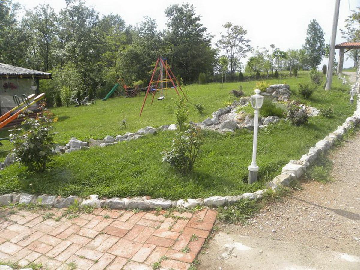 Bed and Breakfast Panorama Lomnica à Despotovac Extérieur photo